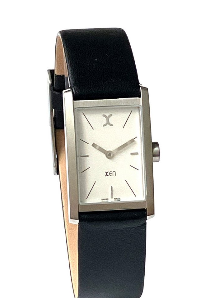 XEN Quarzuhr Damen Edelstahl Lederband Schwarz Swiss Made Eckig 5 Bar Weiß XQ0048, flach, Gehäuseboden mit 4 Schrauben verschraubt von XEN