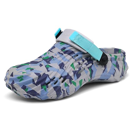 XJITIGER Atmungsaktive Clogs für Herren Damen – Leichte Gartenschuhe mit Fersenriemen – rutschfeste Badeschuhe für Strand, Garten, Arbeit – Camouflage Design Grau Blau 46 von XJITIGER