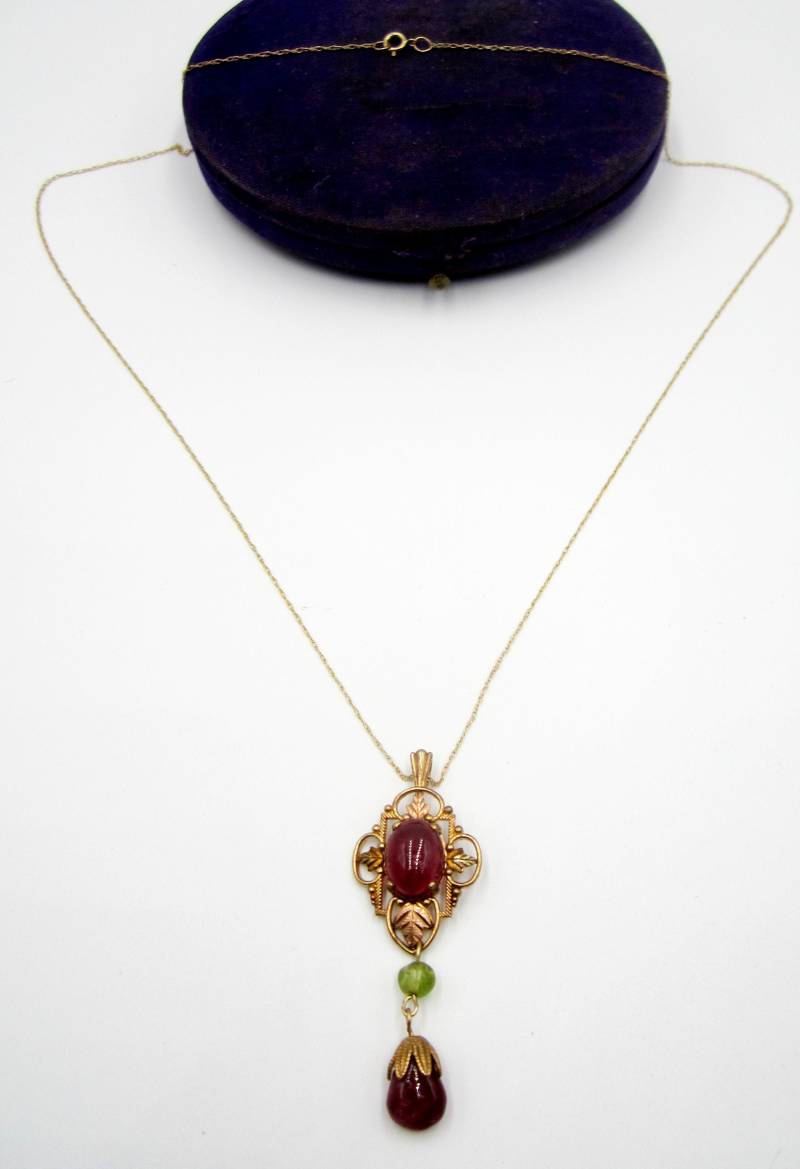 Antike Vintage 14K Goldkette & 10K Gold Turmalinperlen Anhänger Halskette von XLHDesignsArt