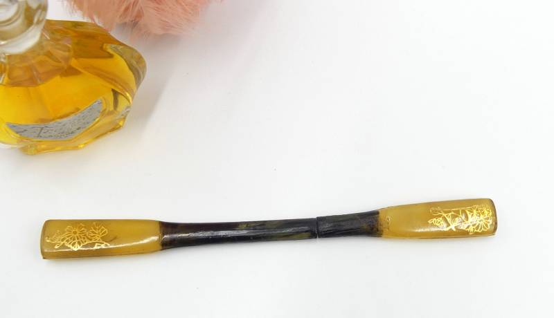 Seltene Antike Horn-Haartafel Mit Goldfarbenem Inlay von XLHDesignsArt