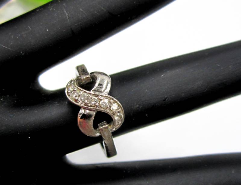 Vintage Sterling Silber & Strass Ring Gr.7, 5 von XLHDesignsArt