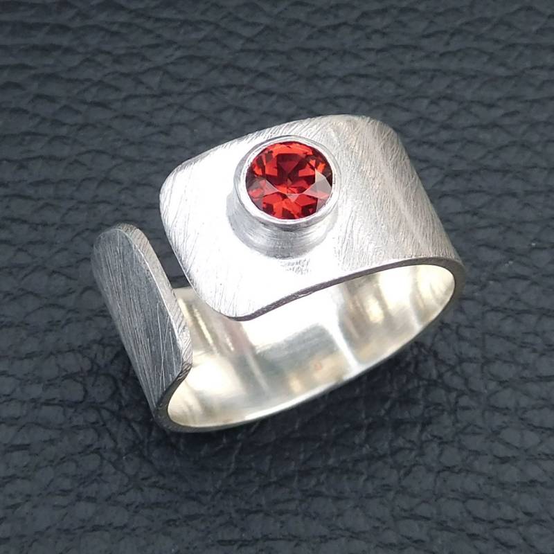 Einstellbar Matt Silber Granat Ring Handgemachter Edelstein Schmuck von XLjewelry