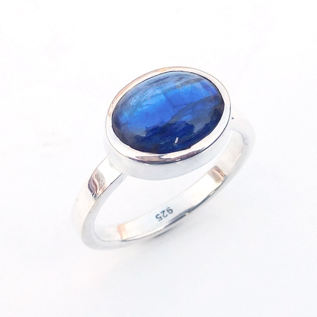 Handgemachter Sterling Silber Kyanit Ring Oval Blauer Edelstein Schmuck von XLjewelry