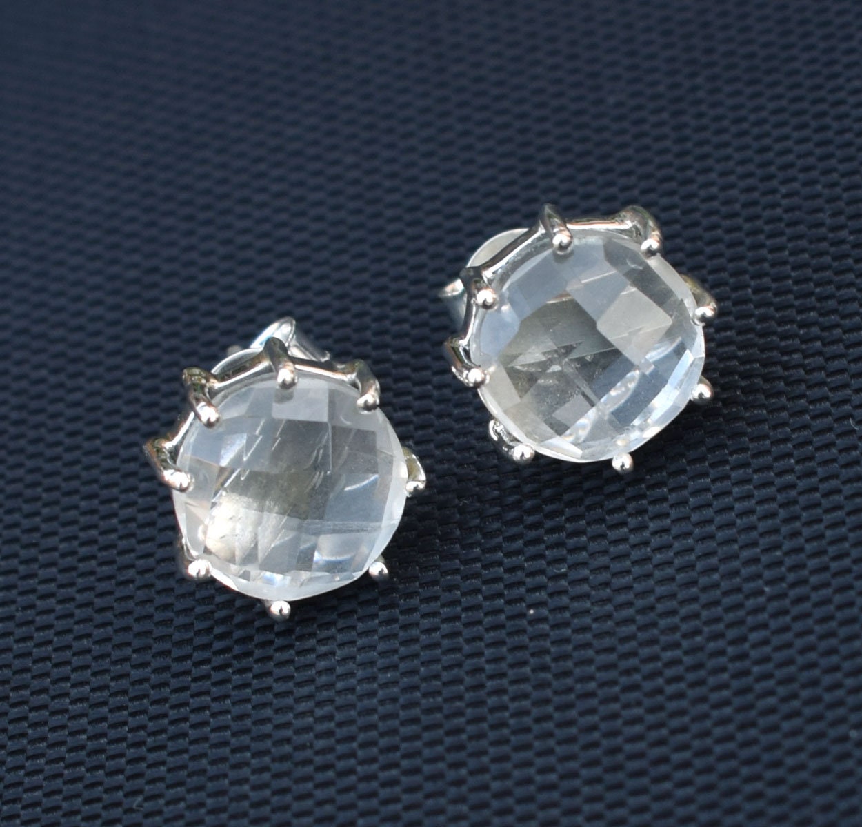 Kristall Quarz Ohrstecker 925 Sterling Silber Krappenfassung von XLjewelry