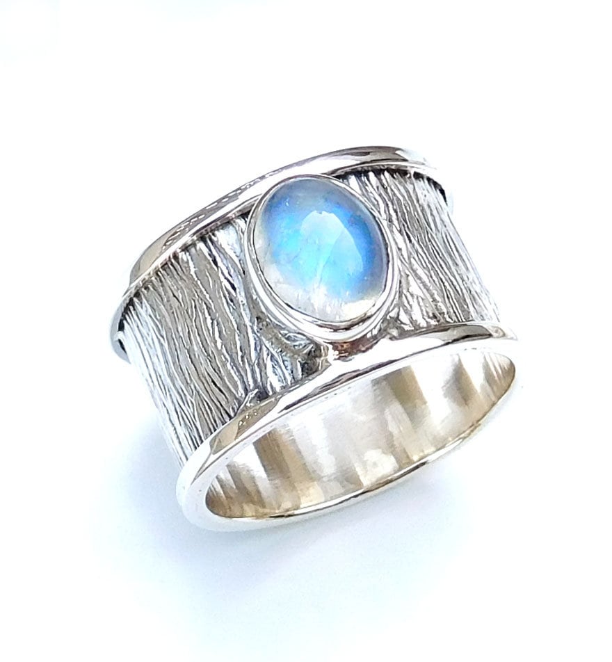 Mondstein Ring, Natürlicher Regenbogen Handgemachter 925 Sterling Silber Band Struktur Ring Wunderschöne Ring-U003 von XLjewelry
