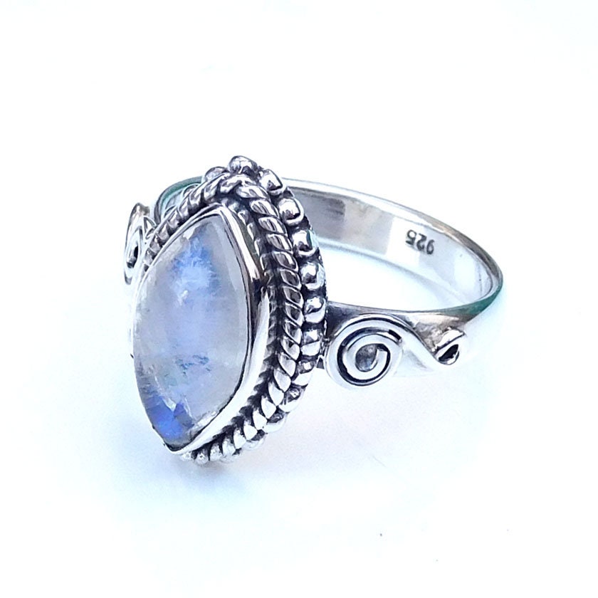Mondstein Ring Handgefertigt Aus 925 Sterling Silber von XLjewelry