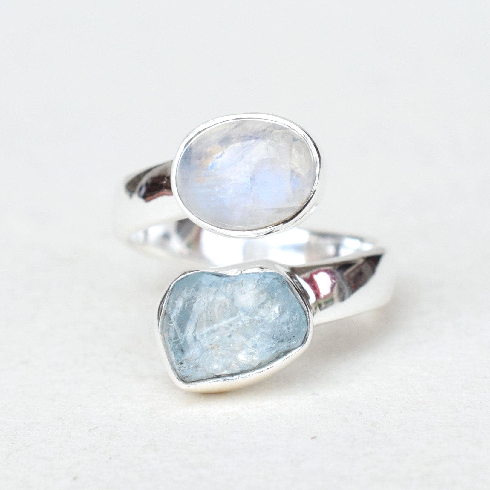 Regenbogen Mondstein & Aquamarin Ring Handgefertigter Ring Aus 925 Sterlingsilber von XLjewelry