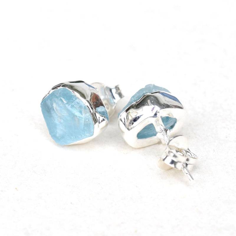 Rohe Aquamarin-Bolzen-Ohrringe Sterling Silber Crystal Post Ohrringe von XLjewelry