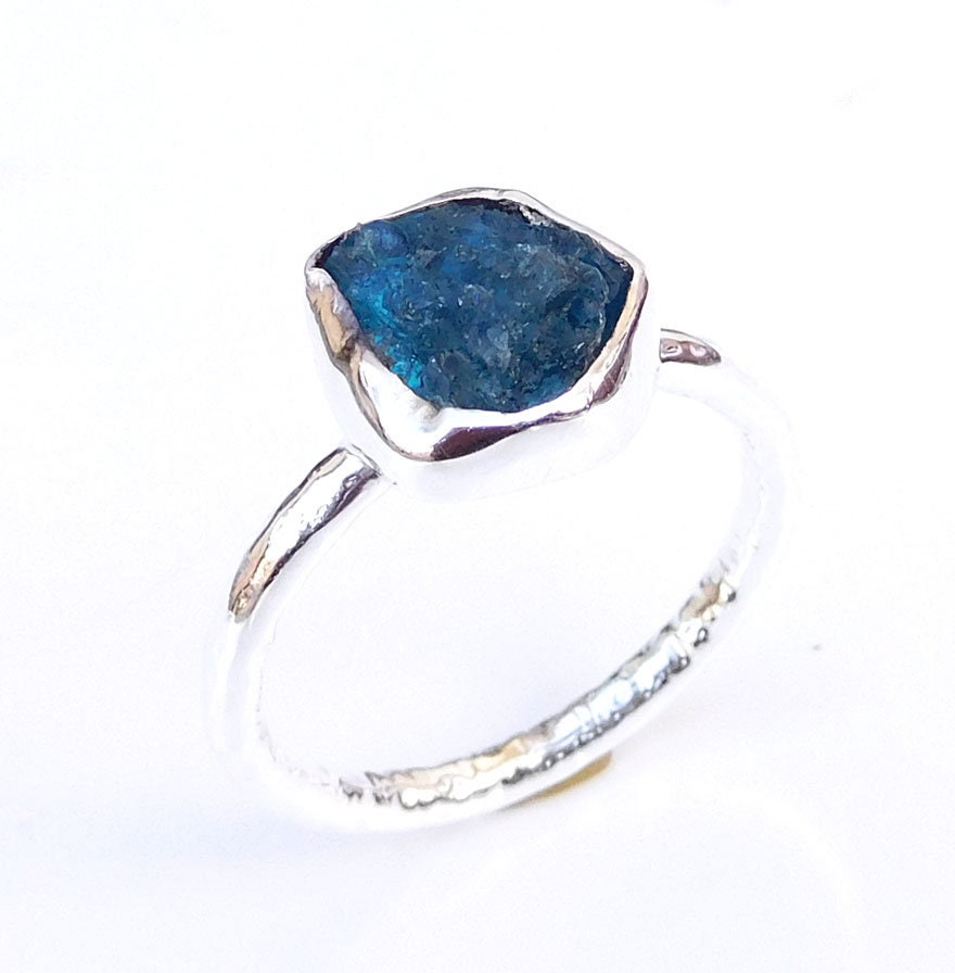 Roher Apatit Chunk Ring Sterling Silber, Handgemacht von XLjewelry