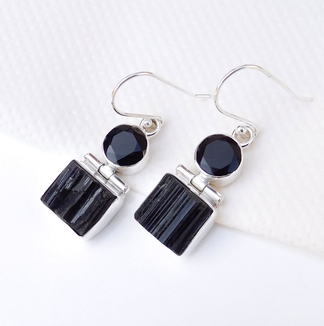 Schwarze Turmalin Ohrringe Handgefertigte 925 Sterling Silber Vintage Schmuck von XLjewelry