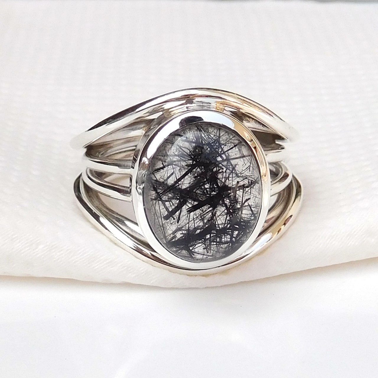 Schwarzer Rutilquarz Ring Handgemachter Edelsteinstein Aus 925Er Sterlingsilber von XLjewelry