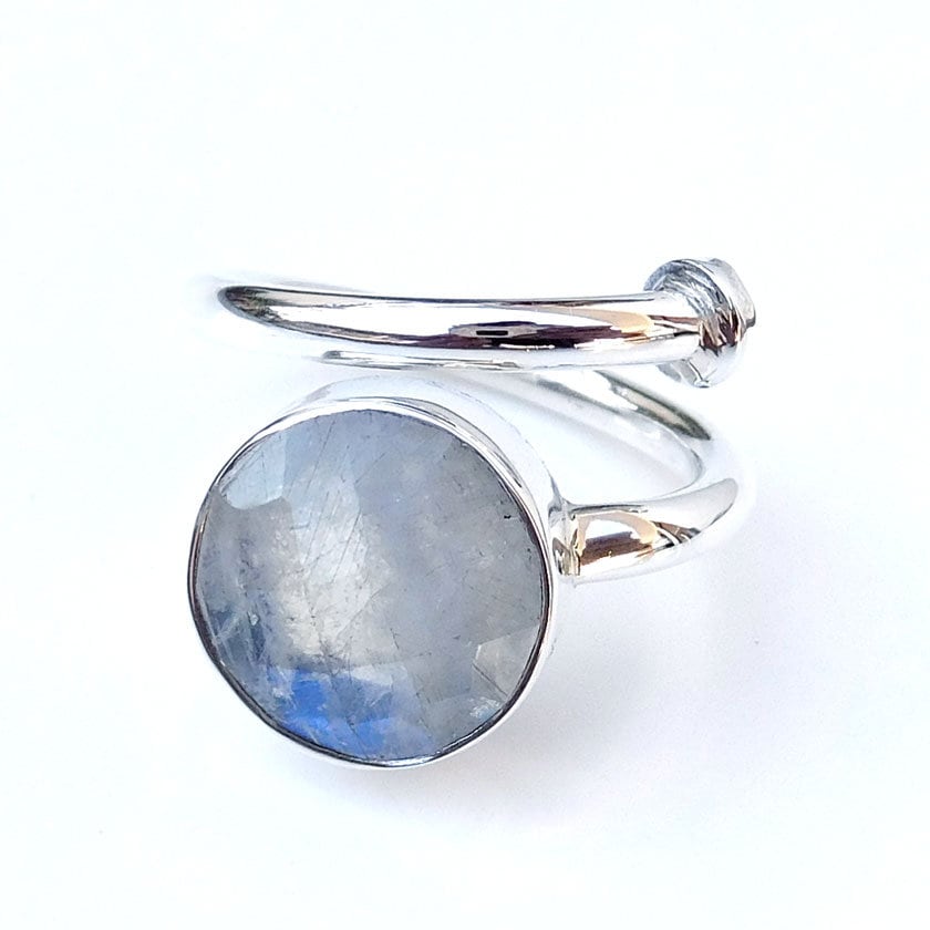 Verstellbarer Regenbogen Mondstein Ring, 925 Sterling Silber von XLjewelry