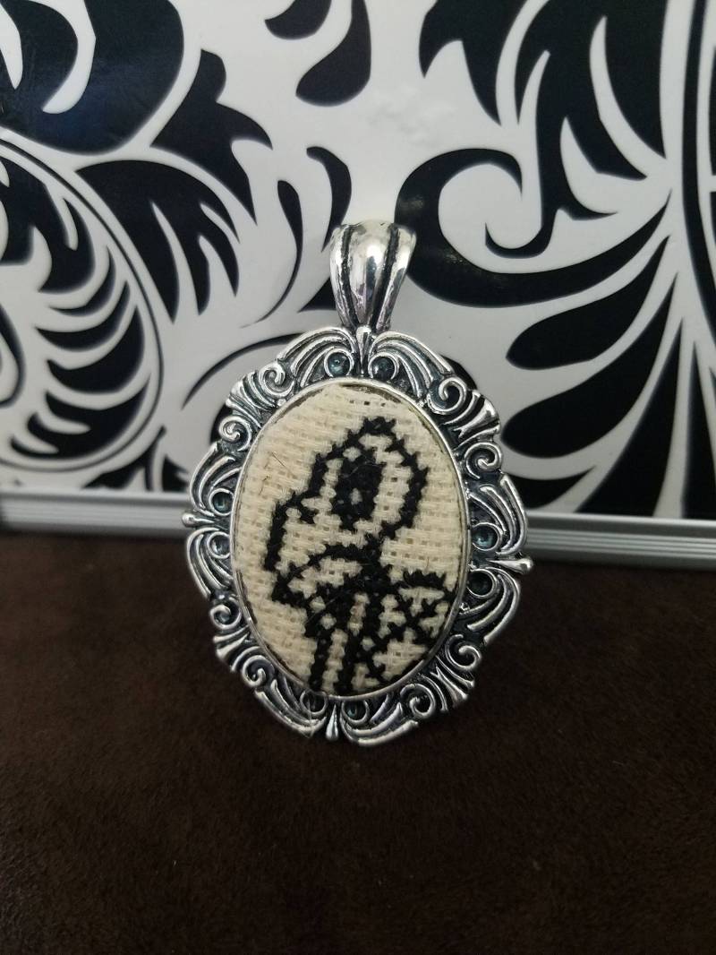 Trockene Knochen von XO8bitStitchOX