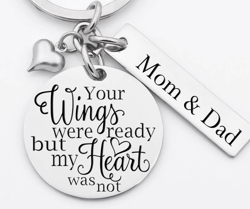 Denkmal Schlüsselanhänger, Familie Verlust, Mama Und Papa Denkmal, Ihre Flügel Waren Bereit, Aber Mein Herz Als Nicht, Edelstahl Schlüsselanhänger von XOXOandcompany