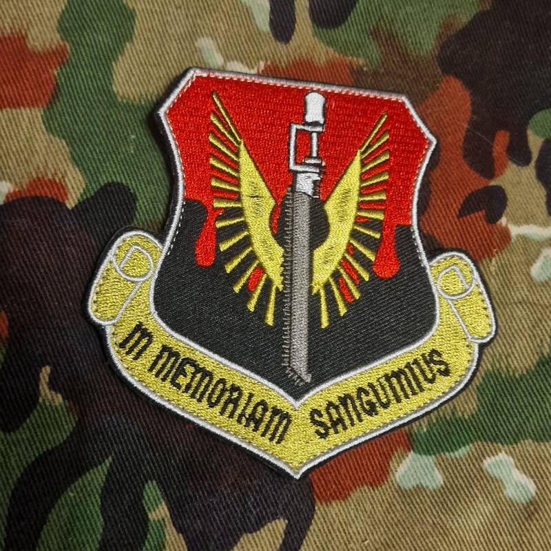 Grimdark Sprinter Engel Aufnäher von XRayActualDesigns