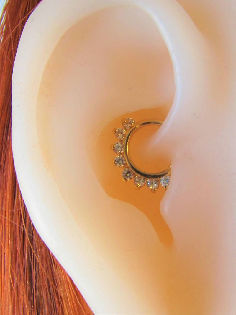 14K Rose Gold Daith Piercing Biegsam Cz Ring..16G..8 Mm 14K Rose Gold Daith Piercing Biegsam Cz Ring..16G..8 Mm von XSBodyJewelry