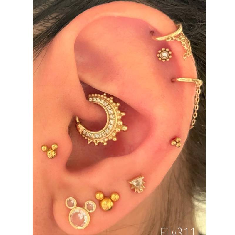 14K Solid Gold Paved Cz Multiball Daith Clicker, Septum Clicker..16G..8 Mm Innendurchmesser von XSBodyJewelry