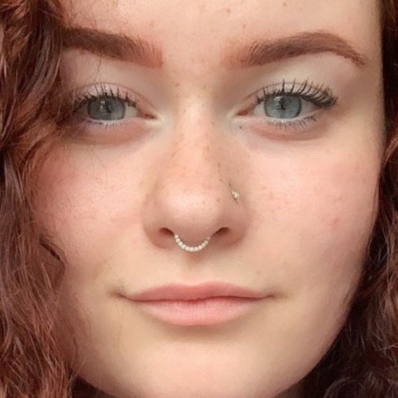 14K Solid Gold Septum, Daith Piercing Hinged Hoop Halb Pave Cz Clicker Ring..16G..8 Mm Oder 10Mmh 14K Solid Gold Septum, Daith Piercing Hinged Hoop Halb Pave Cz Clicker Ring..16G..8 Mm Oder 10Mmh von XSBodyJewelry