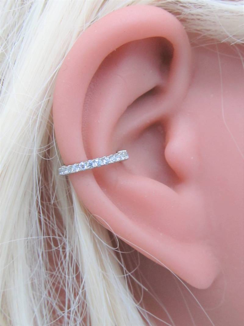 14K Solid White Gold Conch Piercing Eternity Clicker Ring..16G..10 Mm Oder 12 14K Solid White Gold Conch Piercing Eternity Clicker Ring..16G..10 Mm Oder 12 von XSBodyJewelry