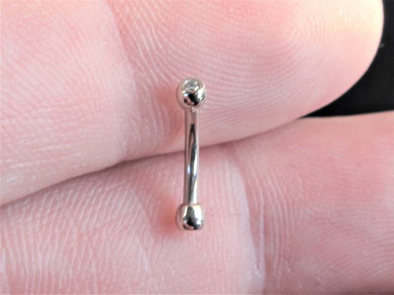 14K Solid White Gold Rook, Augenbrauen Piercing Doppel Jeweled Curved Barbell von XSBodyJewelry