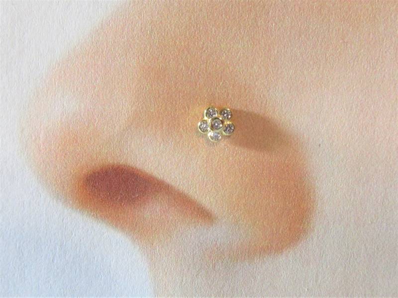 14Kt Solid Gold Bezel Set Blume..20G von XSBodyJewelry