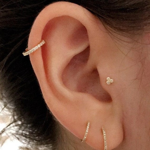 14Kt Solid Gold Helix, Knorpel Piercing Clicker Ring Mit Klar Cz's.16G..8mm von XSBodyJewelry