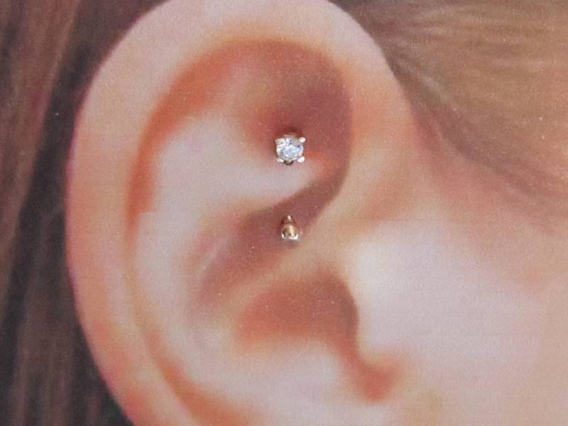 14Kt Solid Rose Gold Prung Set Double Jeweled Rook Piercing Gebogene Barbell ..16G ..8 Mm ..3 Top Cz von XSBodyJewelry