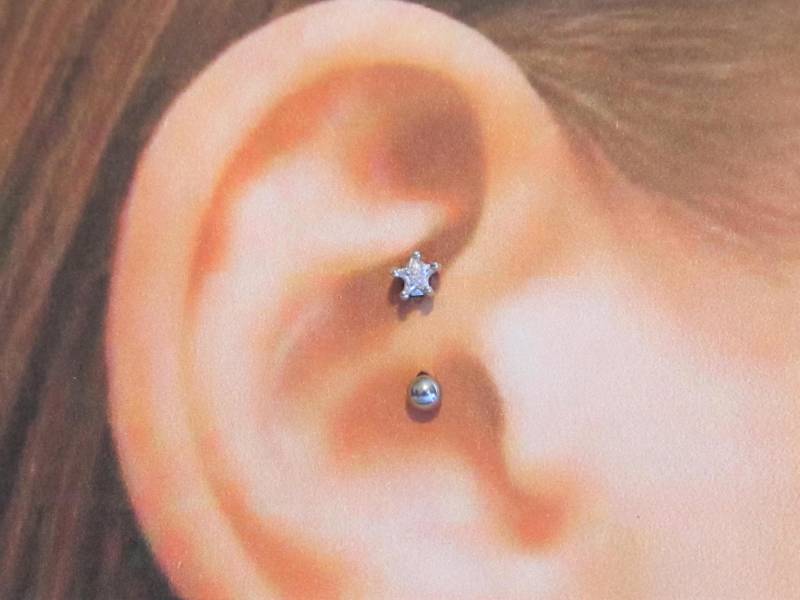 Daith Piercing Stern, Chirurgenstahl Barbell..16G..8 Mm von XSBodyJewelry