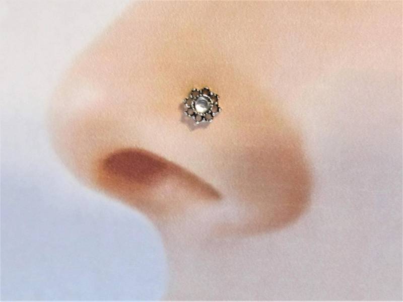 Lotus Blume Nasenring Bolzen..20G ..gerade Oder L-Form von XSBodyJewelry