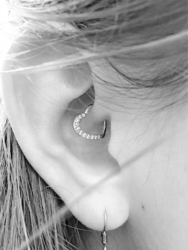 Multistone Daith Piercing Bendable Herz Cz Ring..16G..10 Mm(Rechtes Oder Linkes Ohr von XSBodyJewelry