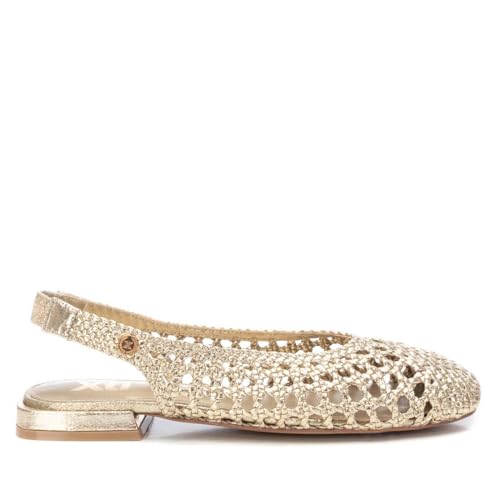 XTI - Female - Bequeme und vielseitige Schuhe - Casual Mode - Modell 14379202 (Größe 38) XTI - Female - Bequeme und vielseitige Schuhe - Casual Mode - Modell 14379202 (Größe 38) von XTI