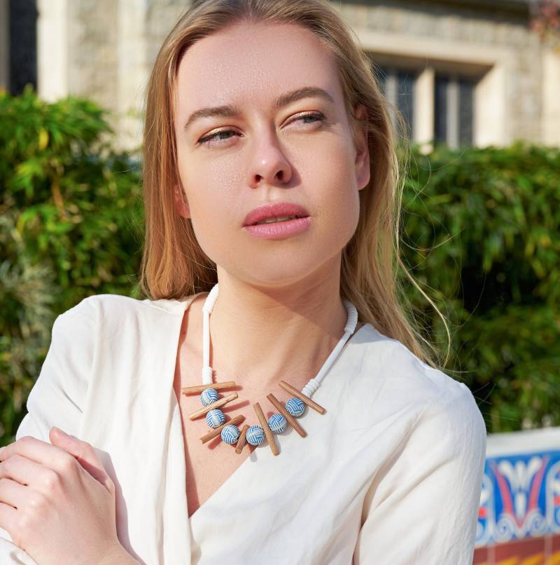 Küsten Perlen Statement Kette Santorini Inspirierter Rosenholz Schmuck von XTRAbyStacey