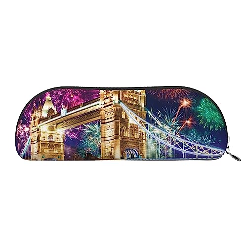 XVBCDFG Night London Tower Bridge Bedrucktes Federmäppchen Stand Up Pencil Pouch Kleine Bleistifthalter Fall Schreibwaren Organizer Make-up-Tasche mit Reißverschluss, silber, Einheitsgröße, von XVBCDFG