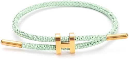 HiljaPRO Armband Damen Herren verstellbar hautfreundlich hypoallergen komfortabel – Schmuck für Alltag & Sport – Hamburg Design – elegantes Accessoire & Geschenkidee (Hellgruen) von Xalveria