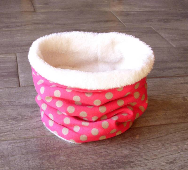 Kinderloop Mit Punkten Wende Loop #1158162287 Kinderloop Mit Punkten Wende Loop #1158162287 von XaversFactory