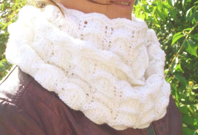 Schalkragen Wollschal Loopschal Handgestrickt #1087493517 von XaversFactory