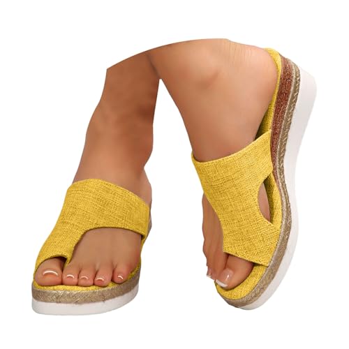Xbemkste Damen Zehensandalen mit Keilabsatz Hallux Valgus Bunion Rutschfeste Flip Flops Espadrilles Sommer Strand Reise Pantolette Bequeme Big Toe Hausschuhe (Yellow, 39) von Xbemkste
