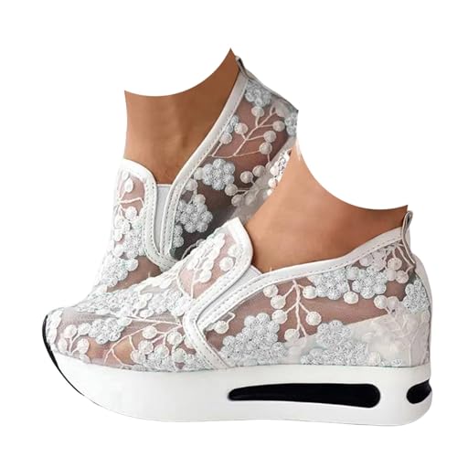 Xbemkste Freizeitschuhe Damen Slip On Sneaker mit Plateau Bequeme Atmungsaktives Spitze Mesh Schlupfschuhe Leicht Flache Schuhe Outdoor Walkingschuhe Sommerschuhe (White, 39) von Xbemkste