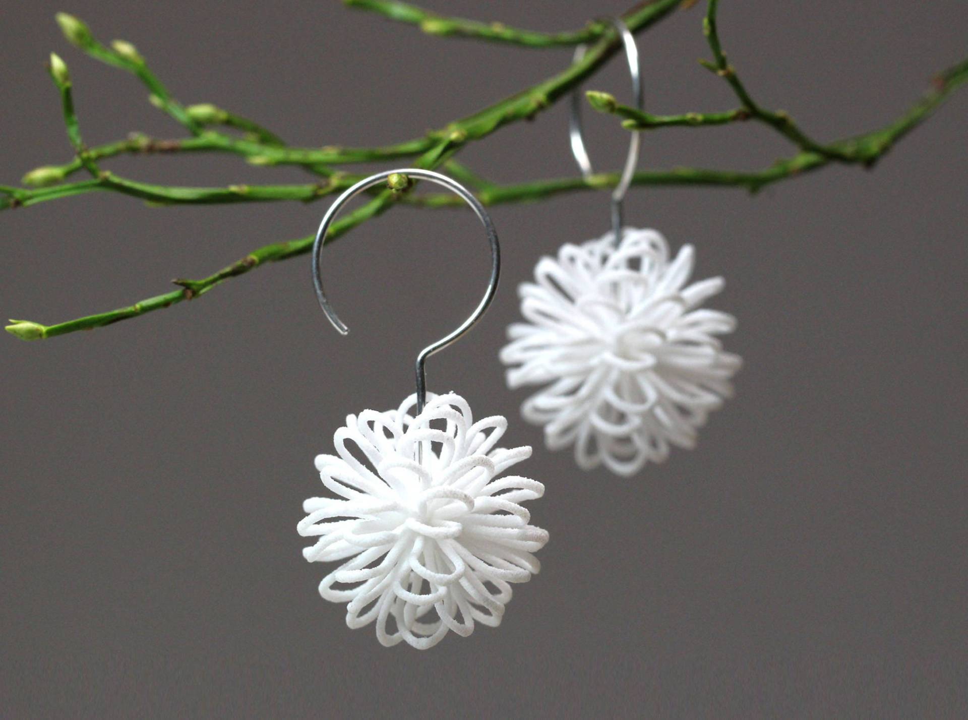 Große Weiße Ohrringe, Boho Muttertagsgeschenk, Geschenk Für Frau, Blumenohrringe, 3D Druck Schmuck, Schöne Ohrringe von XbyAB