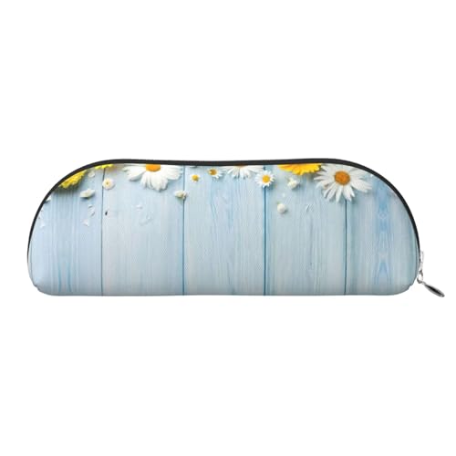 Xcwzbls Federmäppchen aus Leder, halbrund, elegant, Frühlings-Gänseblümchen, große Kapazität, Aufbewahrungstasche, Reisetasche, Make-up-Kosmetiktasche, silber, Einheitsgröße, Taschen-Organizer Xcwzbls Federmäppchen aus Leder, halbrund, elegant, Frühlings-Gänseblümchen, große Kapazität, Aufbewahrungstasche, Reisetasche, Make-up-Kosmetiktasche, silber, Einheitsgröße, Taschen-Organizer von Xcwzbls
