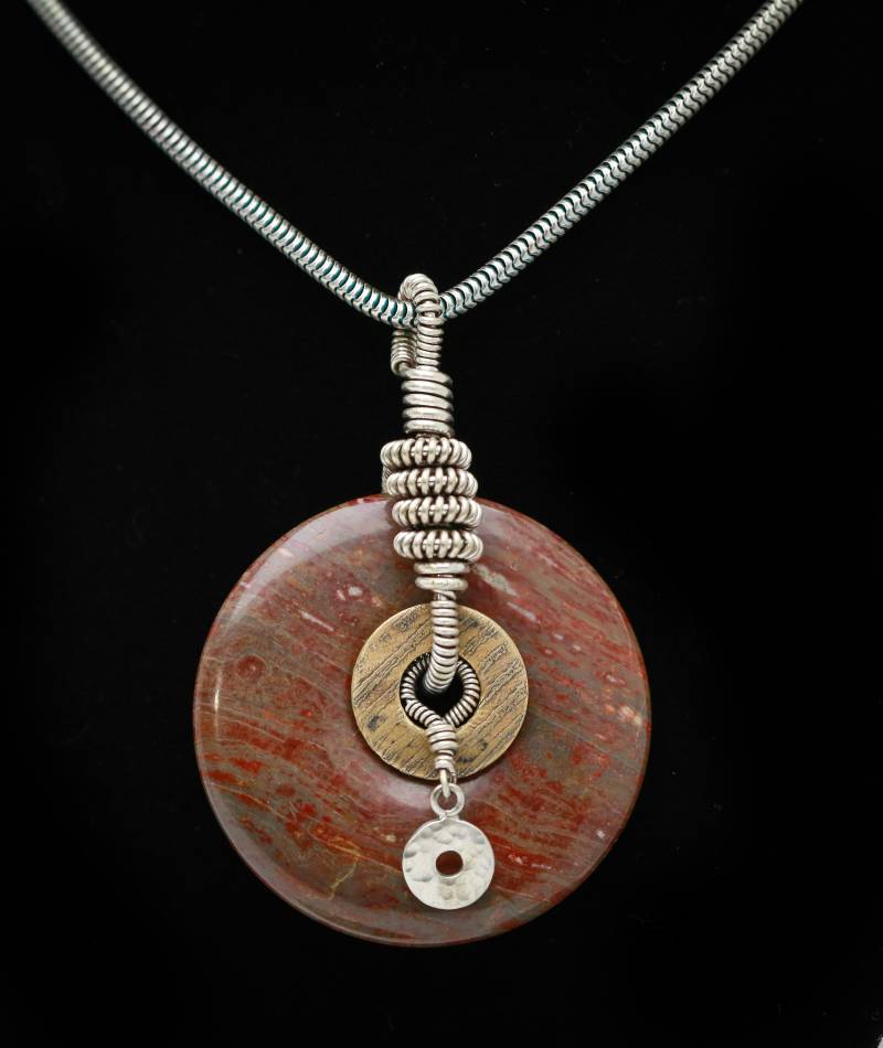 Lunette Halskette - Silber Wire Wrap Lunette Halskette - Silber Wire Wrap von XenaCarterDesigns