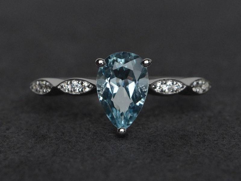 Aquamarin Ring Jahrgang Silber Verlobungsring Natürlichen Blauen März Geburtsstein von XiaoCuiJewelry