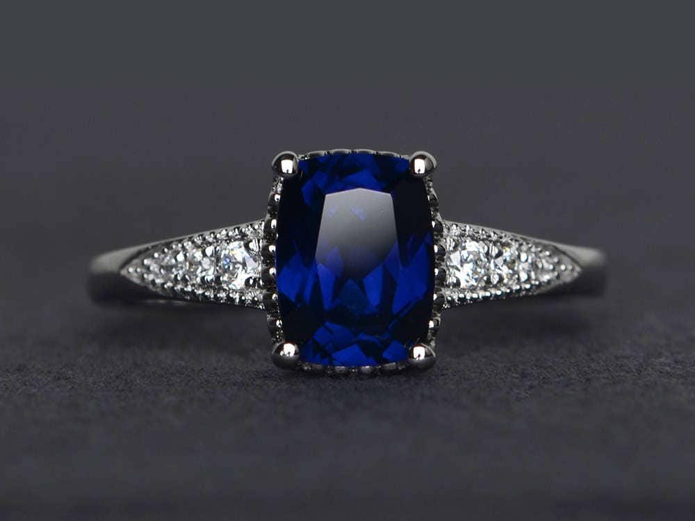 Blauer Saphirring Silberringe Edelsteinring Silberring Silber Geburtssteinring von XiaoCuiJewelry