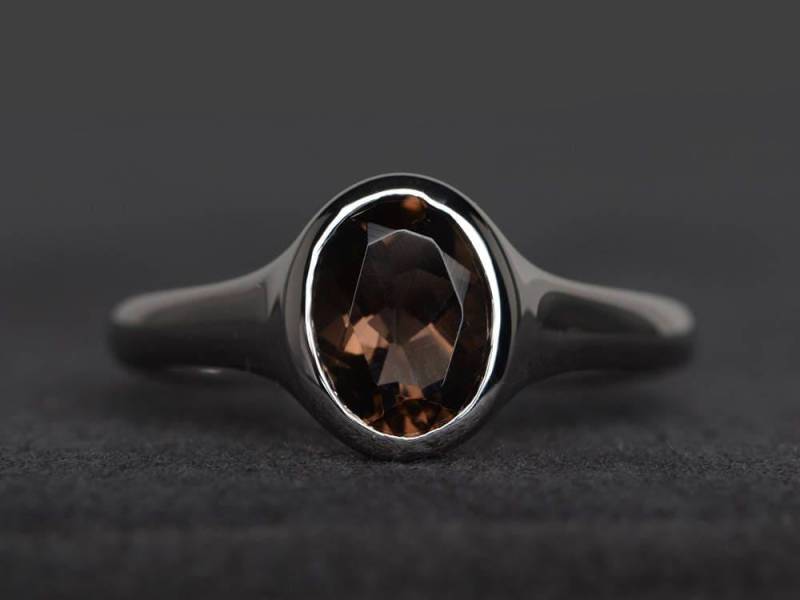 Cocktailparty-Ring Natürlicher Rauchquarz Ring Ovaler Brauner Edelstein Solitärring Sterlingsilberring von XiaoCuiJewelry
