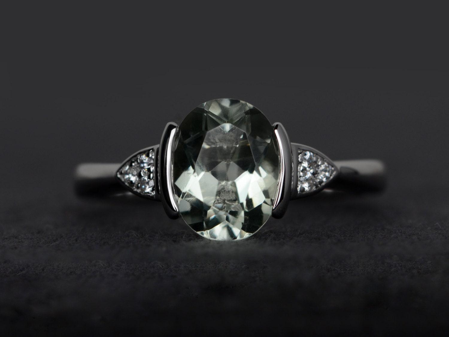 Echte Grüne Amethyst Ring Silber Edelstein Ringe Verlobungsringe 925 Ovalschliff Lünette von XiaoCuiJewelry