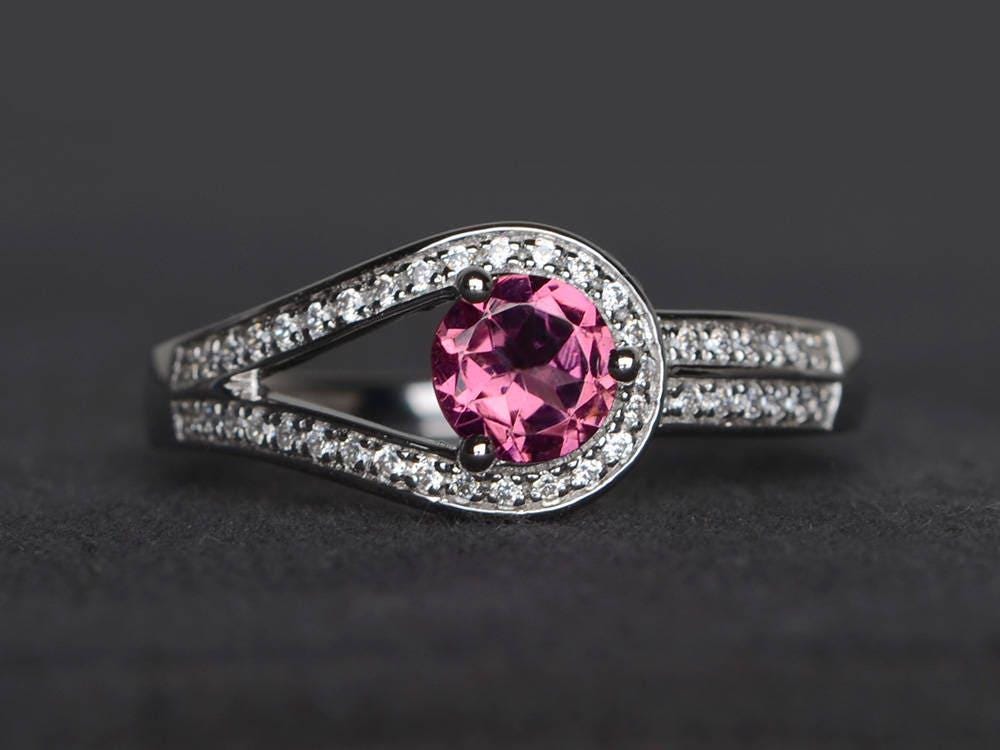 Ehering Natürliche Rosa Turmalin Ring Runden Schnitt Edelstein Sterling Silber Oktober Geburtsstein von XiaoCuiJewelry
