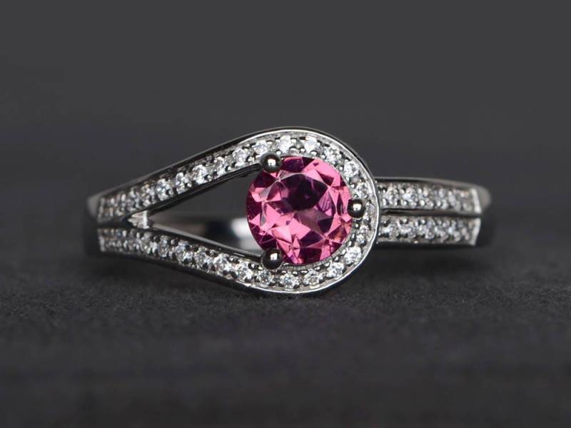 Ehering Natürliche Rosa Turmalin Ring Runden Schnitt Edelstein Sterling Silber Oktober Geburtsstein von XiaoCuiJewelry