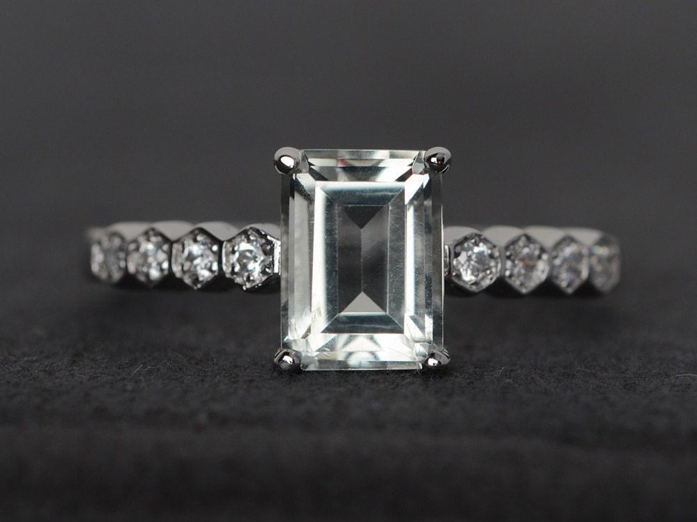 Grüner Amethyst Ring Smaragdschliff Edelstein Silber Verlobungsring Natürlicher von XiaoCuiJewelry