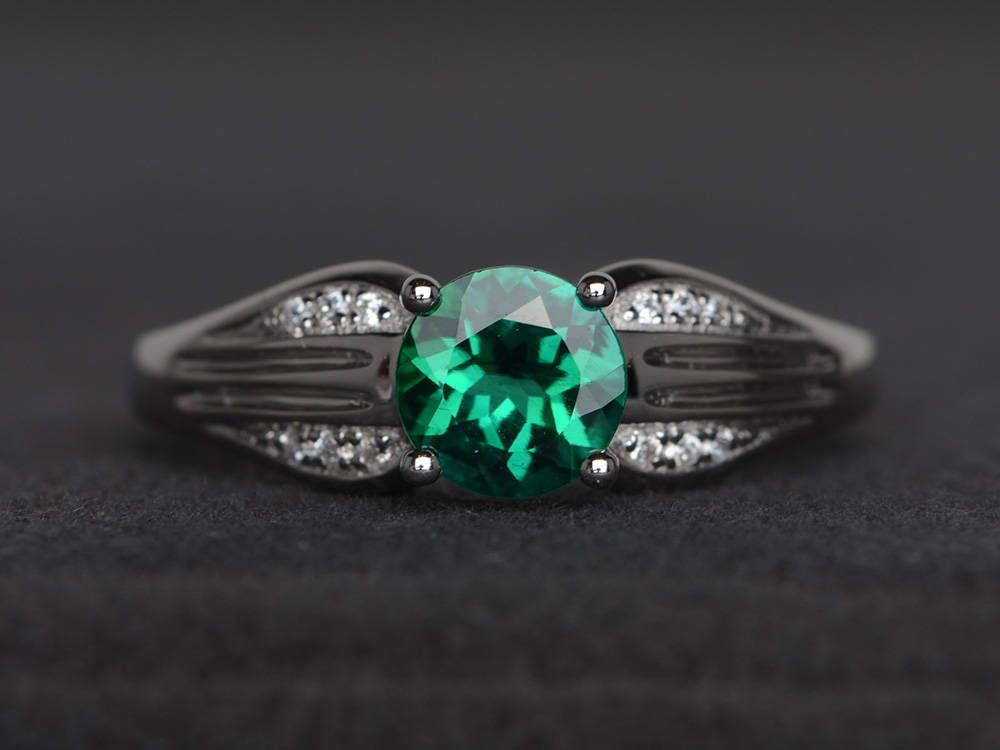 Jubiläumsring Smaragd Ring Runden Geschnittenen Grünen Edelstein Mai Geburtsstein Sterling Silber von XiaoCuiJewelry
