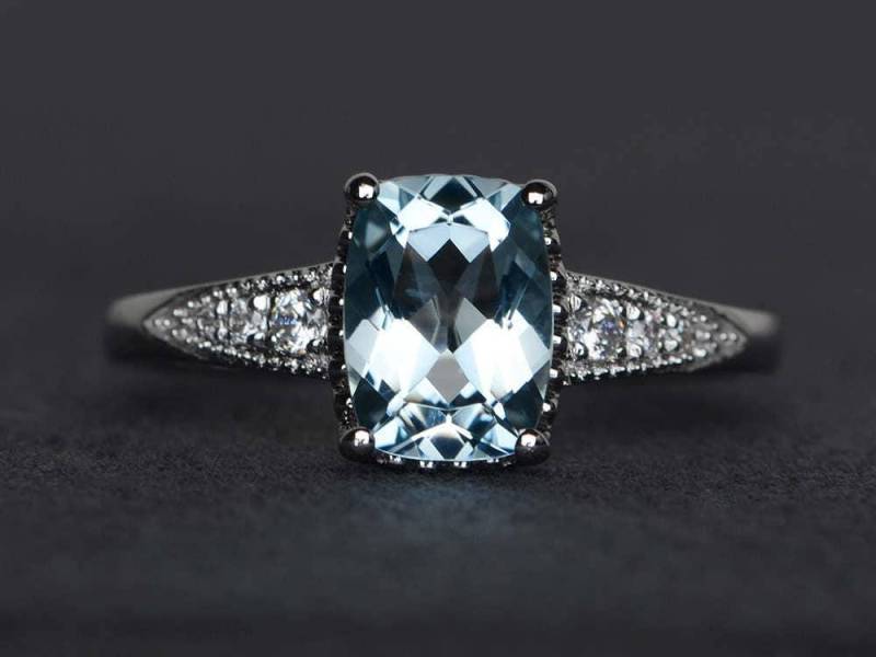 Kissenschliff Aquamarin Verlobungsring Blaue Aquamarinringe Edelsteinring Silber März Geburtssteinring von XiaoCuiJewelry